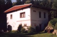 Star dln budova, nyn hospdka, Pavla Grtlerov, 2002