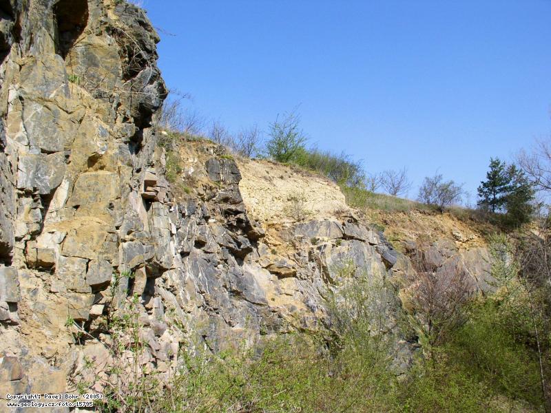 Fotografie Kutnohorsk krystalinikum: Kutnohorsk krystalinikum, Oputn lom u Nov Vsi u Kolna