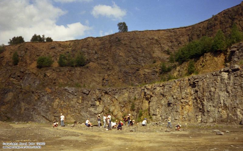 Fotografie Lom Miroov: Lom Miroov, mineralogick lokalita - vskyt minerl alpsk parageneze., Lom Miroov