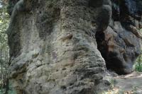 Kontakt slepence s podlonm pskovcem pi bzi skalnho tvaru Jarcovskl kula., Oldich Krej, 2009