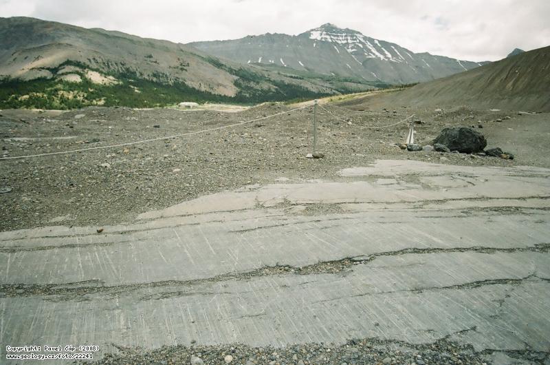 Fotografie Striace: Ledovcov striace skalnho podlo, Columbia Icefield (NP Jasper)