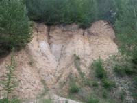 Pskovna v neognnch sedimentech  Skoov u Karlovy Vsi. Pevaujc horninou jsou fluviln psky s jlovitou a trkovitou pms, Marcela Strkov, 2007