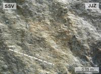Textura dvojsldnho granitu typu Mrkotn a zlomov zna SSV-JJZ prbhu s doprovodnou kataklastickou deformac , Krytof Verner, 2013