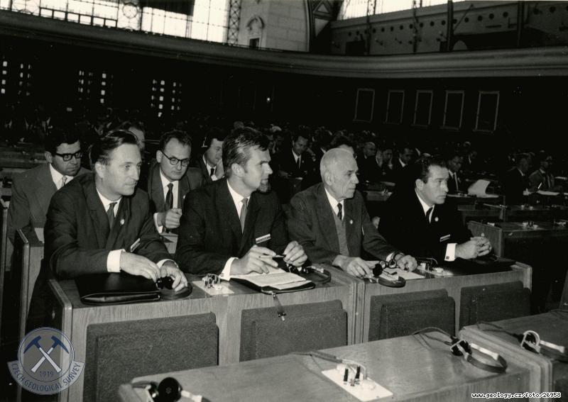 Fotografie XXIII. MGK v Praze: eskoslovensk delegace v Councilu, 