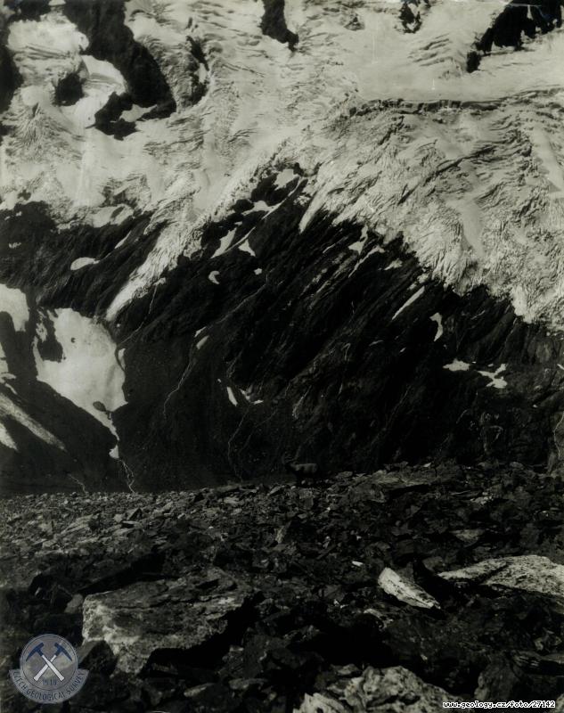 Fotografie Expedice Pamr 1961: Poho Zaalajskho hbetu v centrln sti Transalaje, 