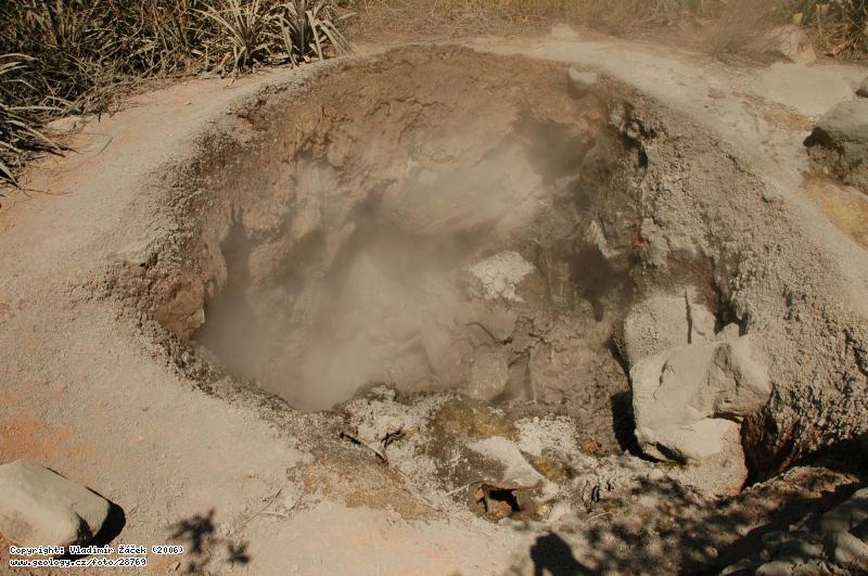 Fotografie Vulkn Rincn de la vieja: Hydrotermln pole pod aktivnm vulknem Rincn de la Vieja v Kostarice, 