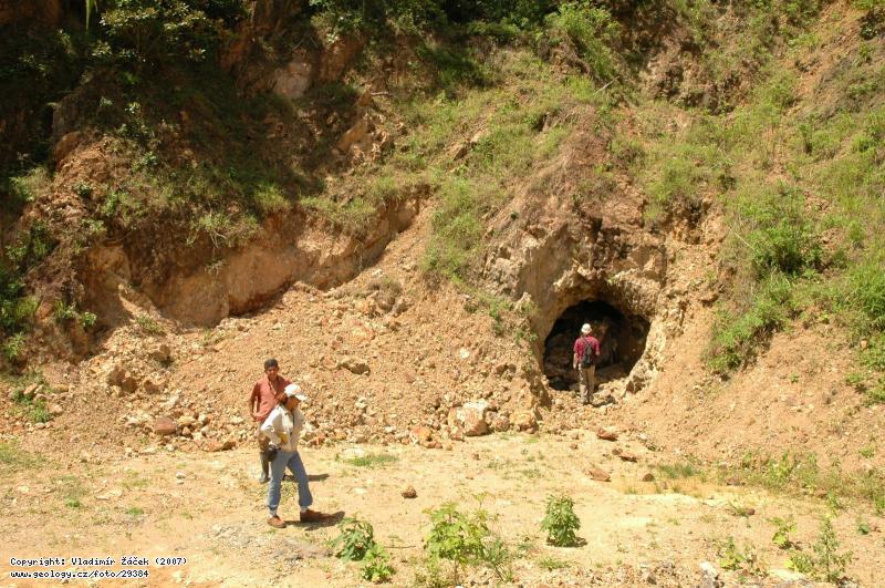 Photo Golden mine in La Union: Golden mine in La Union, north from Miramar in Costa Rica, 