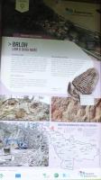 Informační tabule národního geoparku Železné hory při ústí lomu 