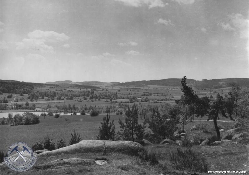 Fotografie : Pohled od ertova kamene k jihu, oblast ulovch balvan typu ertovo bemeno, jz. od Bratejova