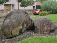 Kamenn pskovcov koule z rztockch vrstev solskho souvrstv, Pavla Tomanov Petrov, 2023