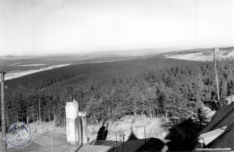 Fotografie : Vyhldka z rozhledny na Klnovci, panorama zpadnm smrem., Klnovec