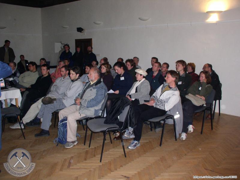 Fotografie 2. Sjezd �esk� geologick� spole�nosti: 2. Sjezd �esk� geologick� spole�nosti 19 - 21. 10. 2005 Slavonice - P�edn�ky pro ve�ejnost, Slavonice