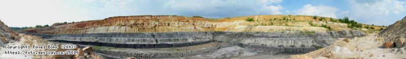 FOTO Lom Brník: Křídové kontinentální sedimenty v lomu Brník u Kostelce nad Černými Lesy, Brník Fotografie Lom Brník: Křídové kontinentální sedimenty v lomu Brník u Kostelce nad Černými Lesy, Brník
