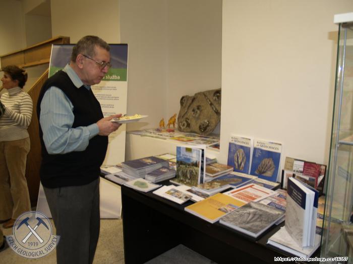 Fotografie Chlupovo muzeum historie Zem: Slavnostn oteven Chlupova muzea historie Zem , PF UK Praha