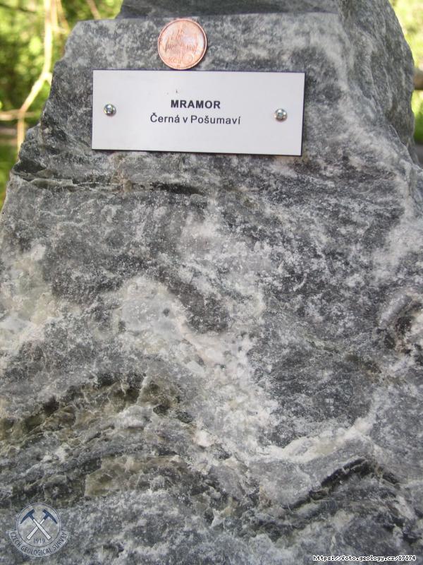 FOTO Mramor: Mramor - Černá v Pošumaví, Geopark Stožec Fotografie Mramor: Mramor - Černá v Pošumaví, Geopark Stožec