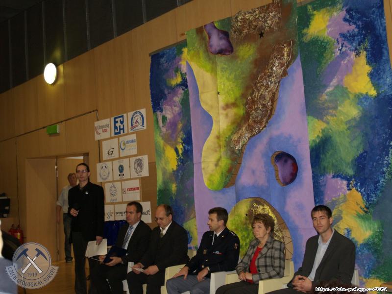 Fotografie Zah�jen� akce: Zah�jen� akce, panel z�stupc� po��daj�c�ch organizac�, Liberec