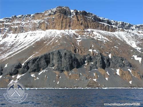 Fotografie Vulkanity: Vulkanick hbet Bibby Point, Antarktida - ostrov James Ross - Bibby Point