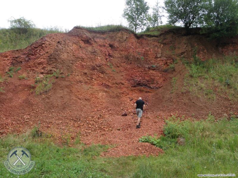 Photo : Baked clays in former quarry, Medlovick lom