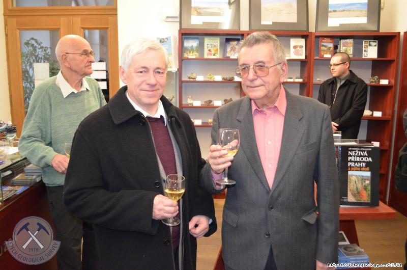 FOTO : Křest knihy Uhlonosné pánve a ložiska černého a hnědého uhlí České republiky, Praha, Klárov Fotografie : Křest knihy Uhlonosné pánve a ložiska černého a hnědého uhlí České republiky, Praha, Klárov