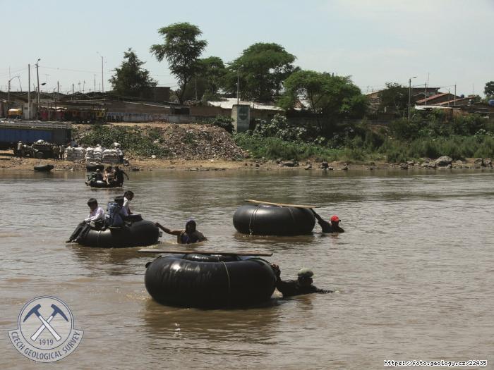 Fotografie eka Piura: eka Piura u msta Tambo Grande, 