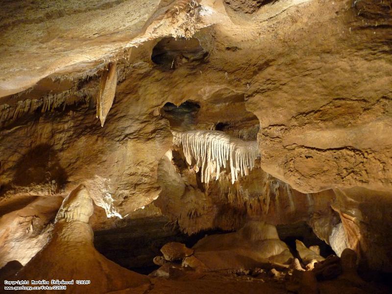 Fotografie Koněpruské jeskyně: Krápníky v Koněpruských jeskyních, Koněpruské jeskyně