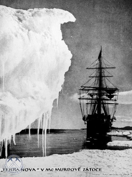 Fotografie Lo� Terra Nova : Terra Nova - lo� pol�rn�ch v�zkumn�k� v z�toce McMurdo, 