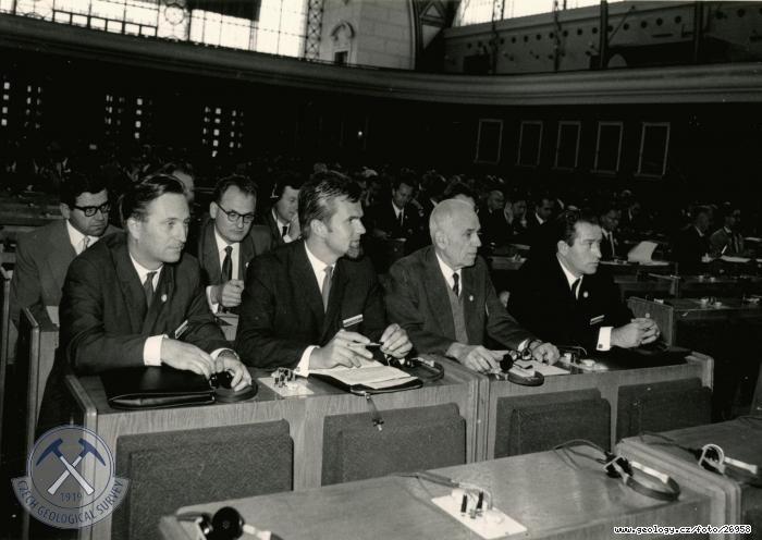 Fotografie XXIII. MGK v Praze: eskoslovensk delegace v Councilu, 