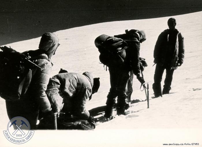 Fotografie Účastníci expedice: Pamír. Expedice Ústavu jaderných výzkumů v Dubně u Moskvy, 1961, 