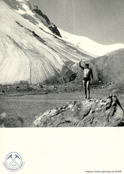 Fotografie Expedice Pamr 1961: Poho centrln sti Transalaje, 