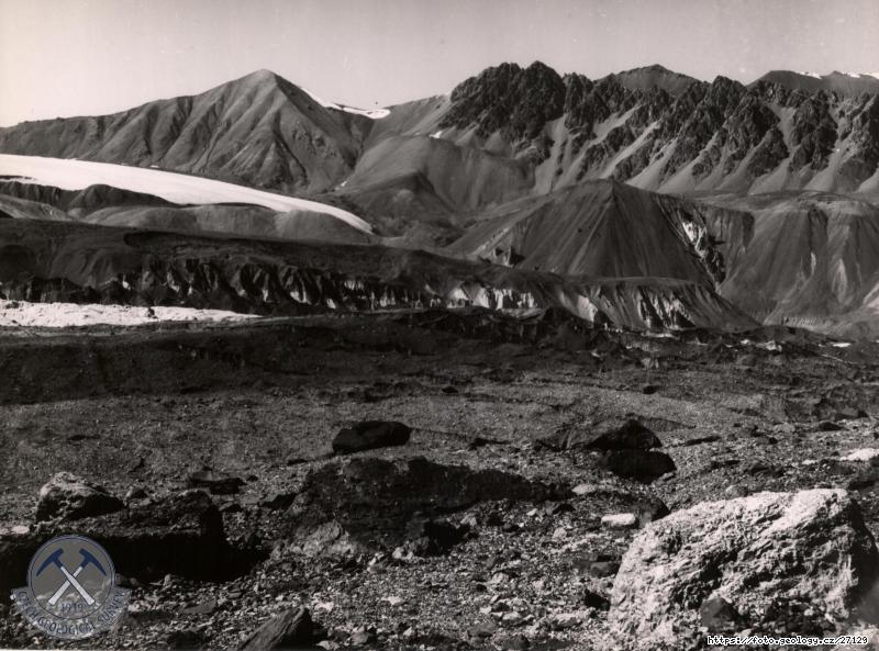 Fotografie Expedice Pam�r 1961: Poho�� Zaalajsk�ho h�betu v centr�ln� ��sti Transalaje, 