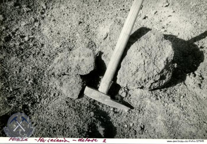 Fotografie Upper Ubaid Fm: len Hussainiya (v stratigrafii). Oolitick a pisolitick elezn ruda (detail), 