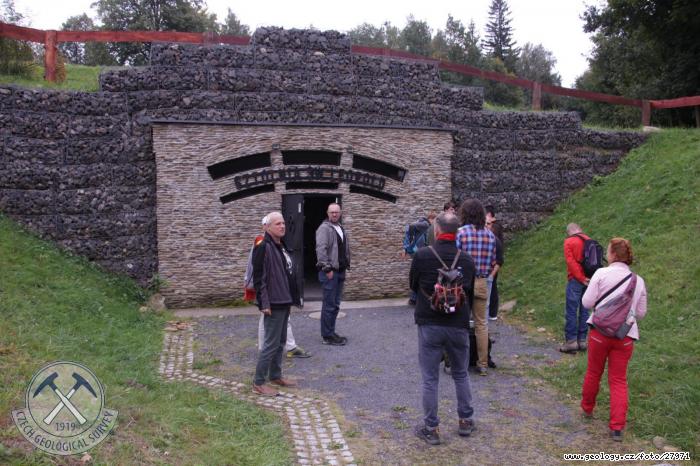 Fotografie : GECON: Workshop Geopark a fascinace neivou prodou v Lubni, 