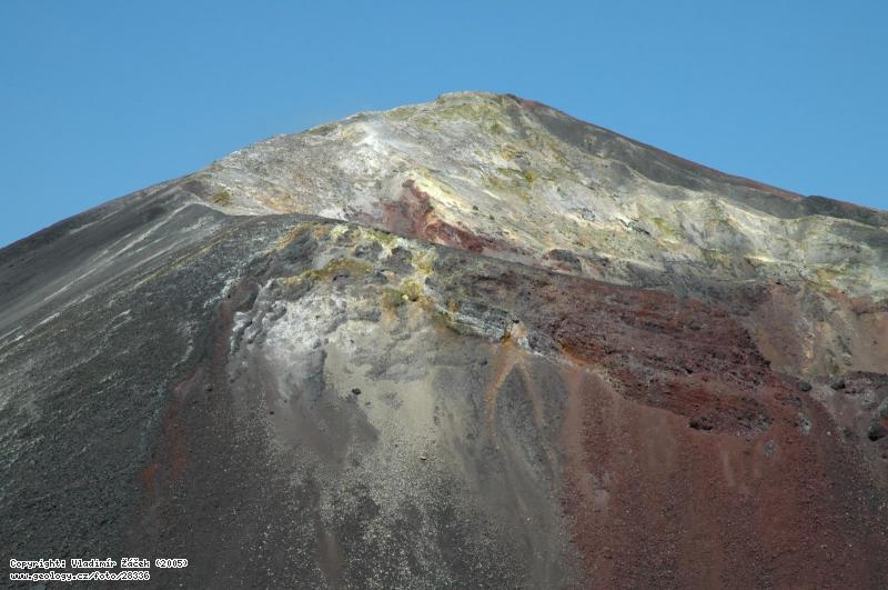 Photo Cerro Negro: Active volcano Cerro Negro in Nicaragua, 