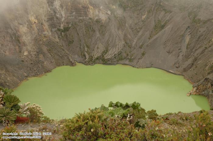Fotografie Iraz: Krterov jezero vulknu Iraz v Kostarice, 