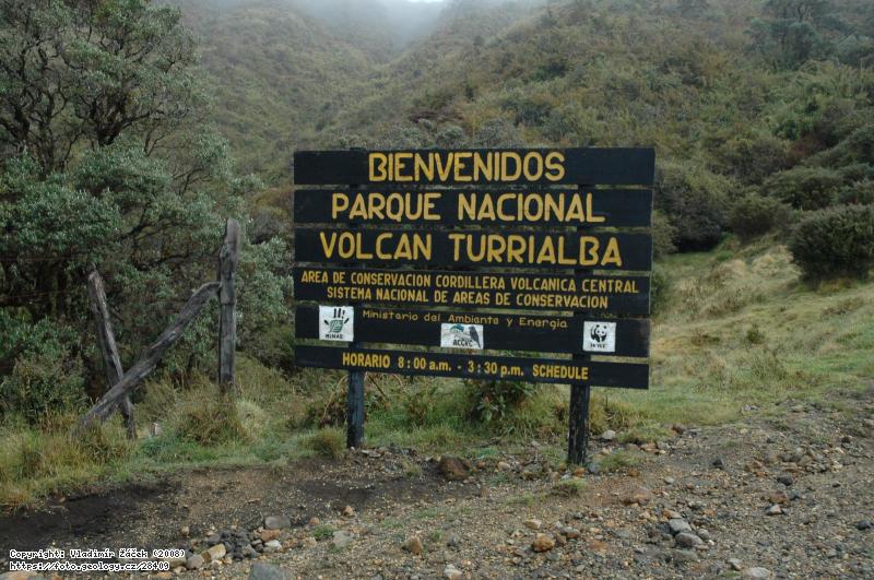 Fotografie Vulk�n Turrialba: Na vrcholu aktivn�ho vulk�nu Turrialba, 