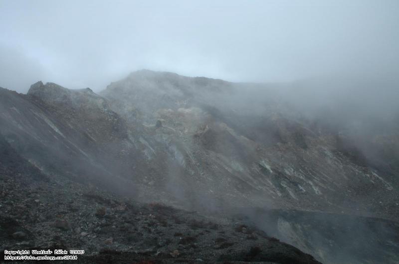 Fotografie Vulk�n Turrialba: Na vrcholu aktivn�ho vulk�nu Turrialba, 