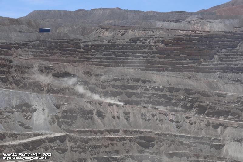 Fotografie Chuquicamata - d�l: M�d�n� d�l Chuquicamata v Chile, 
