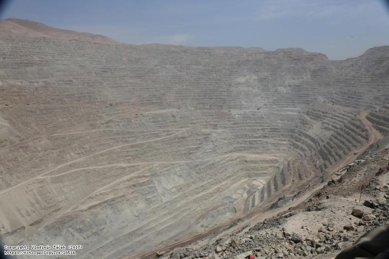 Fotografie Chuquicamata - d�l: M�d�n� d�l Chuquicamata v Chile, 