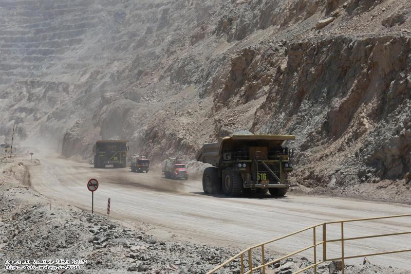 Fotografie Chuquicamata - d�l: M�d�n� d�l Chuquicamata v Chile, 