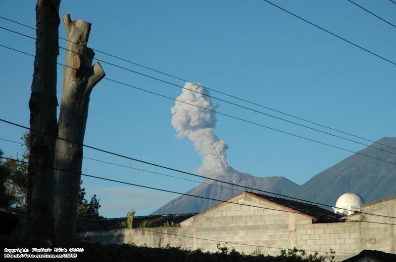 FOTO Vulkán Fuego: Erupce vulkánu Fuego v Guatemale, Fotografie Vulkán Fuego: Erupce vulkánu Fuego v Guatemale,