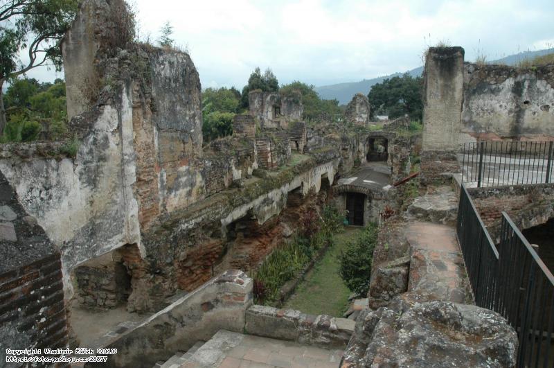 FOTO Antigua Guatemala: Historické hlavní město Antigua Guatemala poničené řadou zemětřesení, Fotografie Antigua Guatemala: Historické hlavní město Antigua Guatemala poničené řadou zemětřesení,