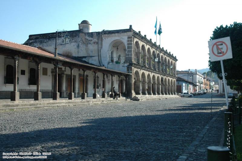 FOTO Antigua Guatemala: Historické hlavní město Antigua Guatemala poničené řadou zemětřesení, Fotografie Antigua Guatemala: Historické hlavní město Antigua Guatemala poničené řadou zemětřesení,