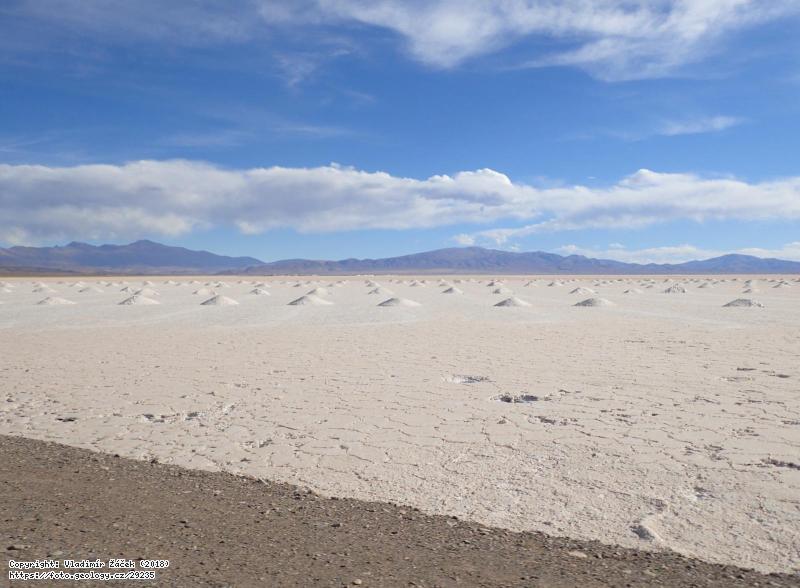 FOTO Salinas Grandes: Salar Salinas Grandes v Andách v Argentině, Fotografie Salinas Grandes: Salar Salinas Grandes v Andách v Argentině,