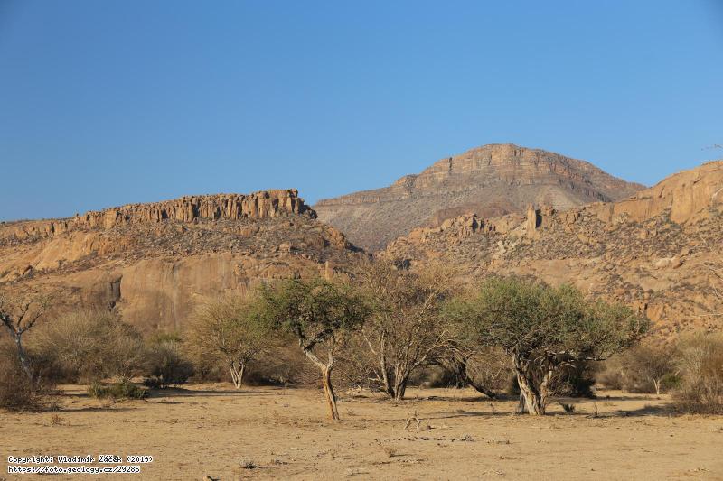 FOTO Pohoří Erongo v Namíbii: Granit v pohoří Erongo, centrální Namíbie, Fotografie Pohoří Erongo v Namíbii: Granit v pohoří Erongo, centrální Namíbie,