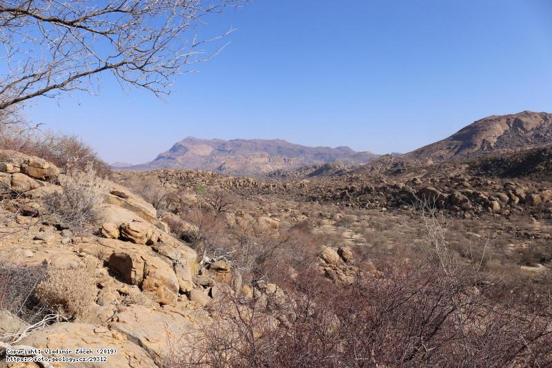 FOTO Pohoří Erongo, Namíbie: Zvětrávání granitu v pohoří Erongo v Namíbii, Fotografie Pohoří Erongo, Namíbie: Zvětrávání granitu v pohoří Erongo v Namíbii,