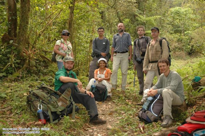 Photo In the cloud forest of Monteverde in Cos: Geological mapping in the Monteverde cloud forest in Costa Rica, 