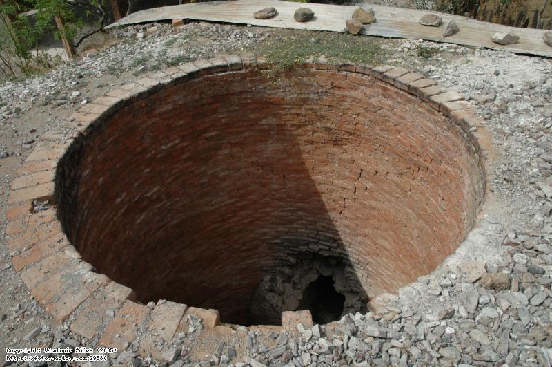 FOTO Vápenka u Mosonte, S. Nikaragua: Opuštěná vápenka u Mosonte, kraj Ocotal, S. Nikaragua, Fotografie Vápenka u Mosonte, S. Nikaragua: Opuštěná vápenka u Mosonte, kraj Ocotal, S. Nikaragua,
