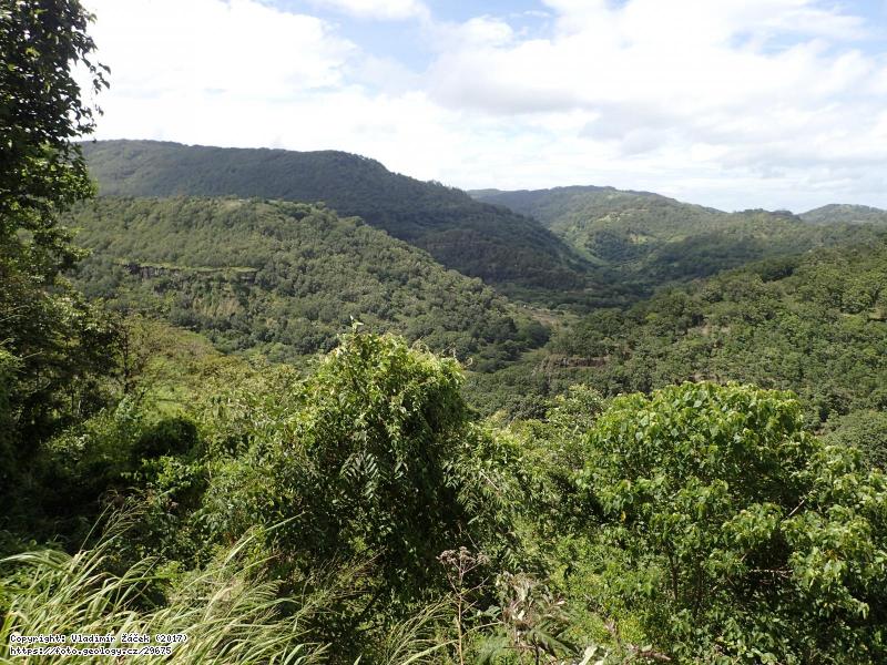 FOTO El Caracol, lokalita Geoparku Río Coco, Nikaragua: El Caracol, lokalita Geoparku Río Coco, Nikaragua, Fotografie El Caracol, lokalita Geoparku Río Coco, Nikaragua: El Caracol, lokalita Geoparku Río Coco, Nikaragua,