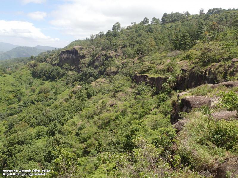 Fotografie Cueva Aserrio, lokalita geoparku R�o Coco,: Cueva Aserrio, lokalita geoparku R�o Coco, Nikaragua, 
