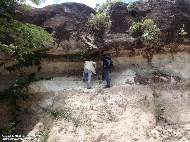 Fotografie Cueva Aserrio, lokalita geoparku R�o Coco,: Cueva Aserrio, lokalita geoparku R�o Coco, Nikaragua, 